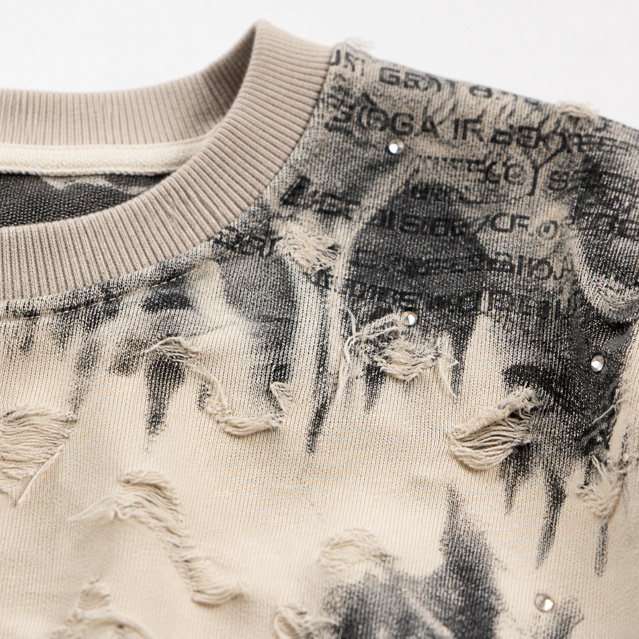 Distressed Print Crystal Tee - detail view