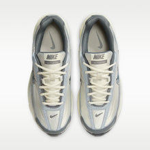 Initiator Running Shoe in Light Bone and Smoke Grey - view 4