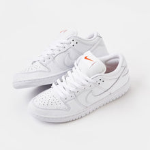 Dunk Low Pro ISO Triple White / Orange Label - Triple White / Orange Label - three-quarter pair view